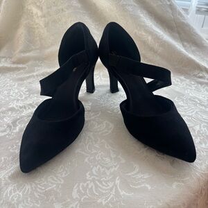 Dream Pairs D’Orsay Black Pump w/Ankle Strap, Size 7.5